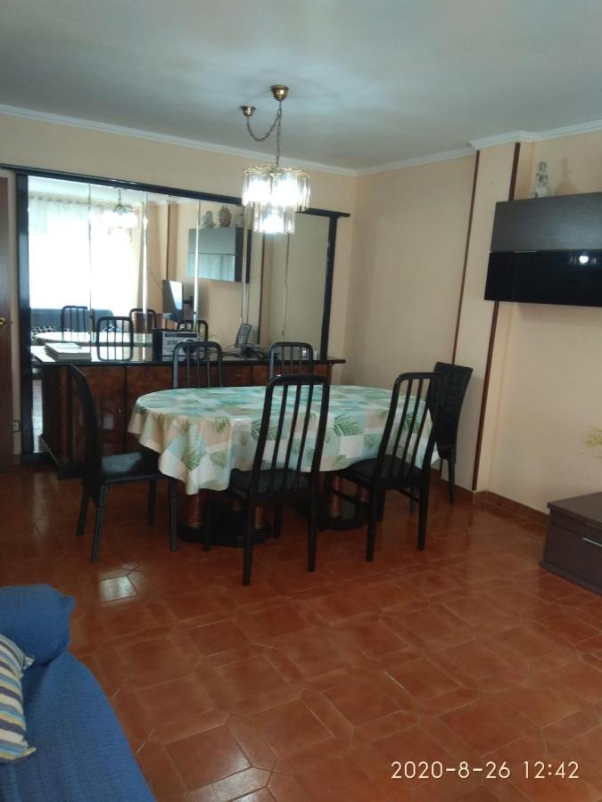 Club Nautic Apartment Кембрилс Екстериор снимка