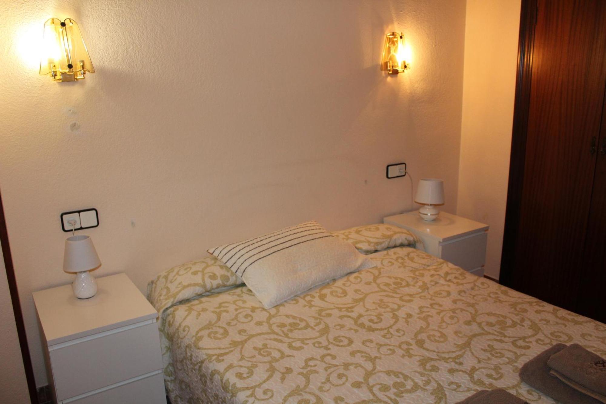 Club Nautic Apartment Кембрилс Екстериор снимка