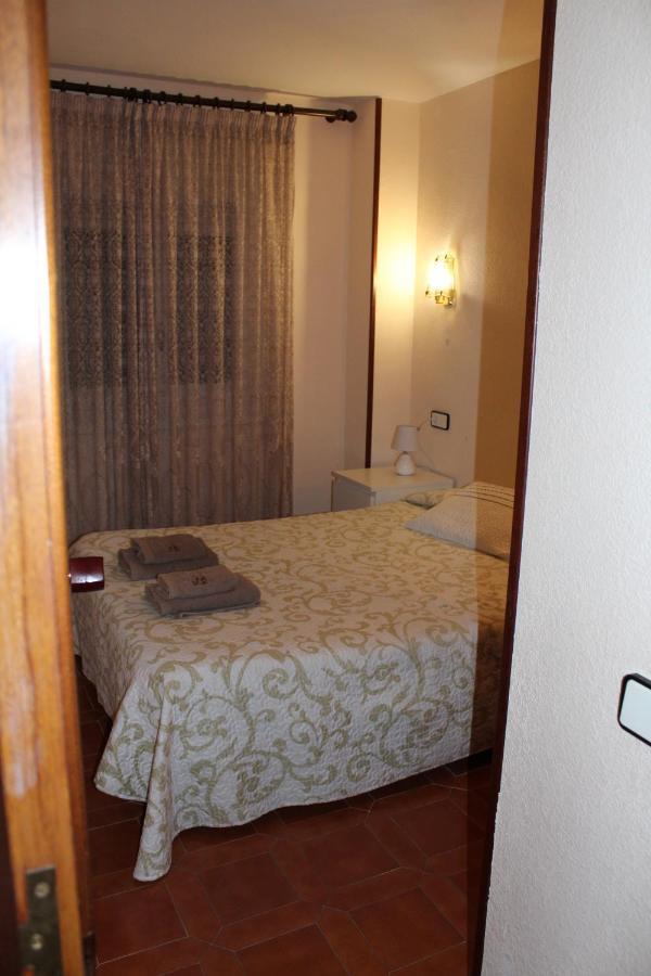 Club Nautic Apartment Кембрилс Екстериор снимка